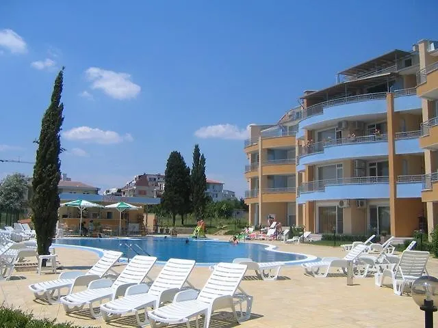 Апартамент Lucky Complex *